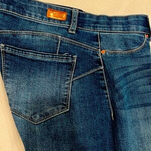 Juicy Couture Jean capris.